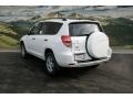 Super White - RAV4 V6 4WD Photo No. 2