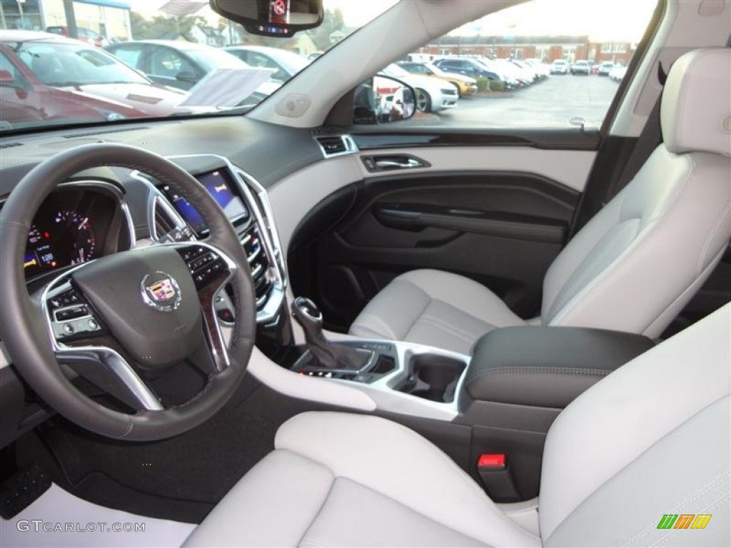 Light Titanium/Ebony Interior 2013 Cadillac SRX Luxury AWD Photo #73643321