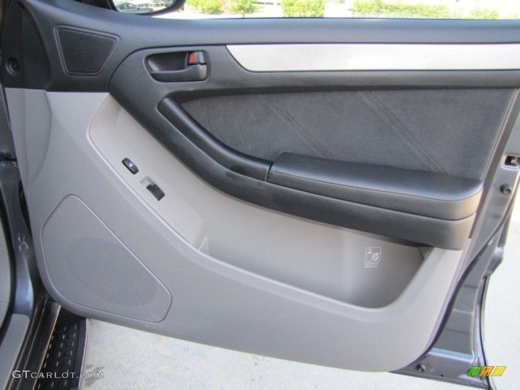 2004 4Runner SR5 - Galactic Gray Mica / Stone photo #35