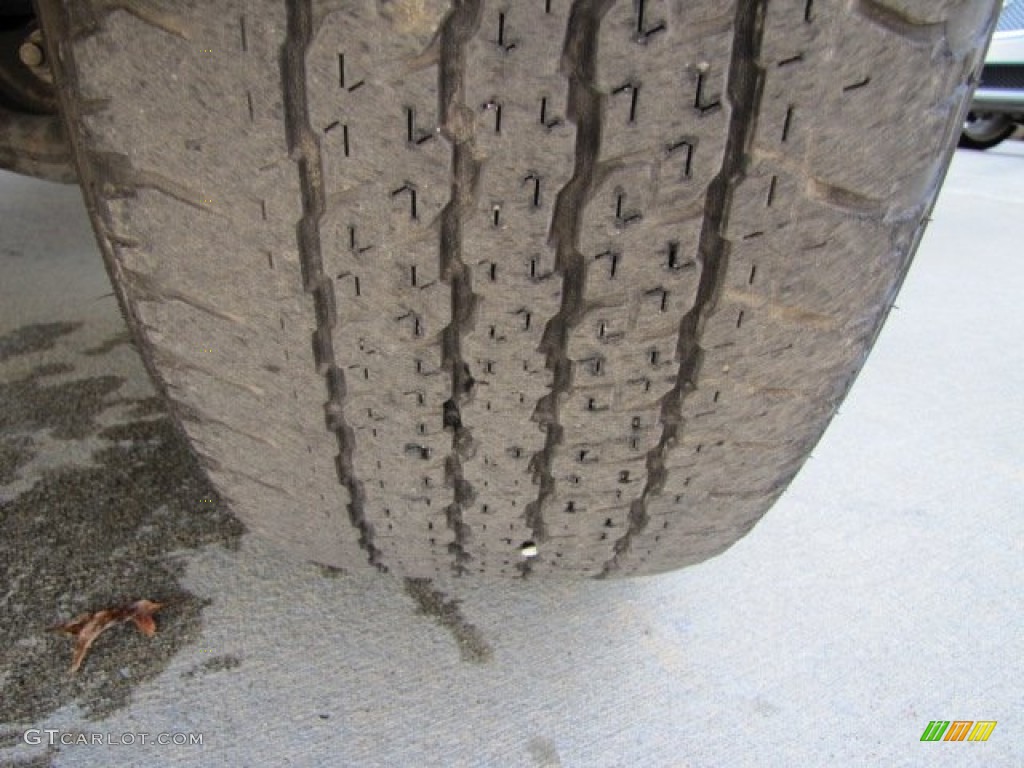 2004 4Runner SR5 - Galactic Gray Mica / Stone photo #46