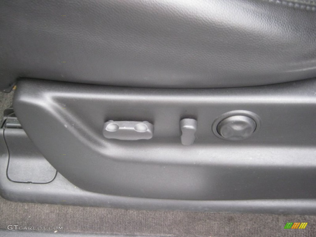 2007 Tahoe Z71 4x4 - Summit White / Light Titanium/Ebony photo #16