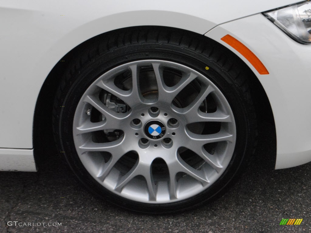 2010 3 Series 328i Coupe - Alpine White / Black photo #2