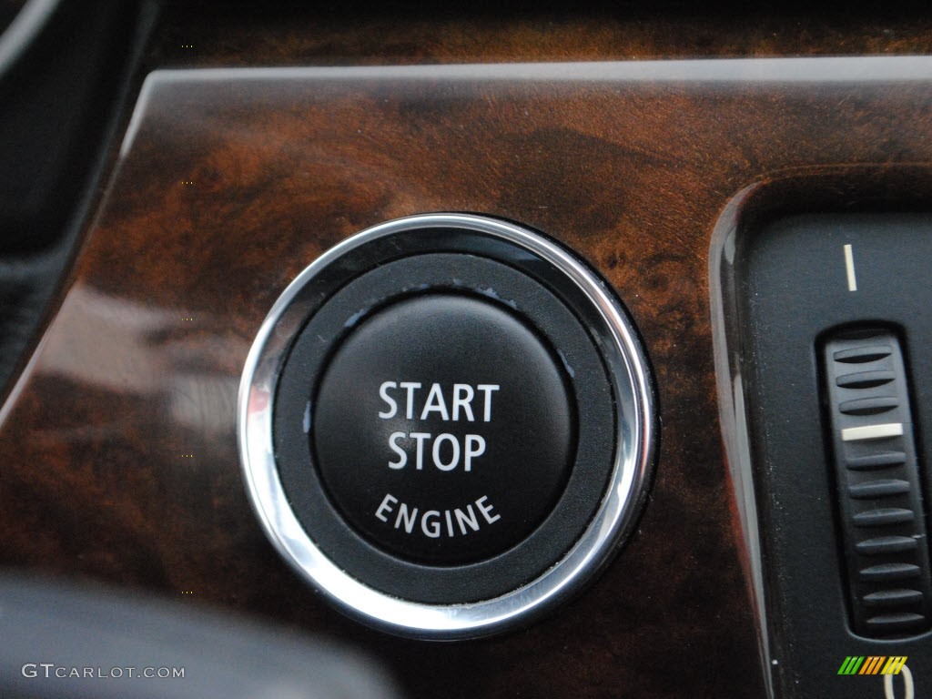 2010 3 Series 328i Coupe - Alpine White / Black photo #22