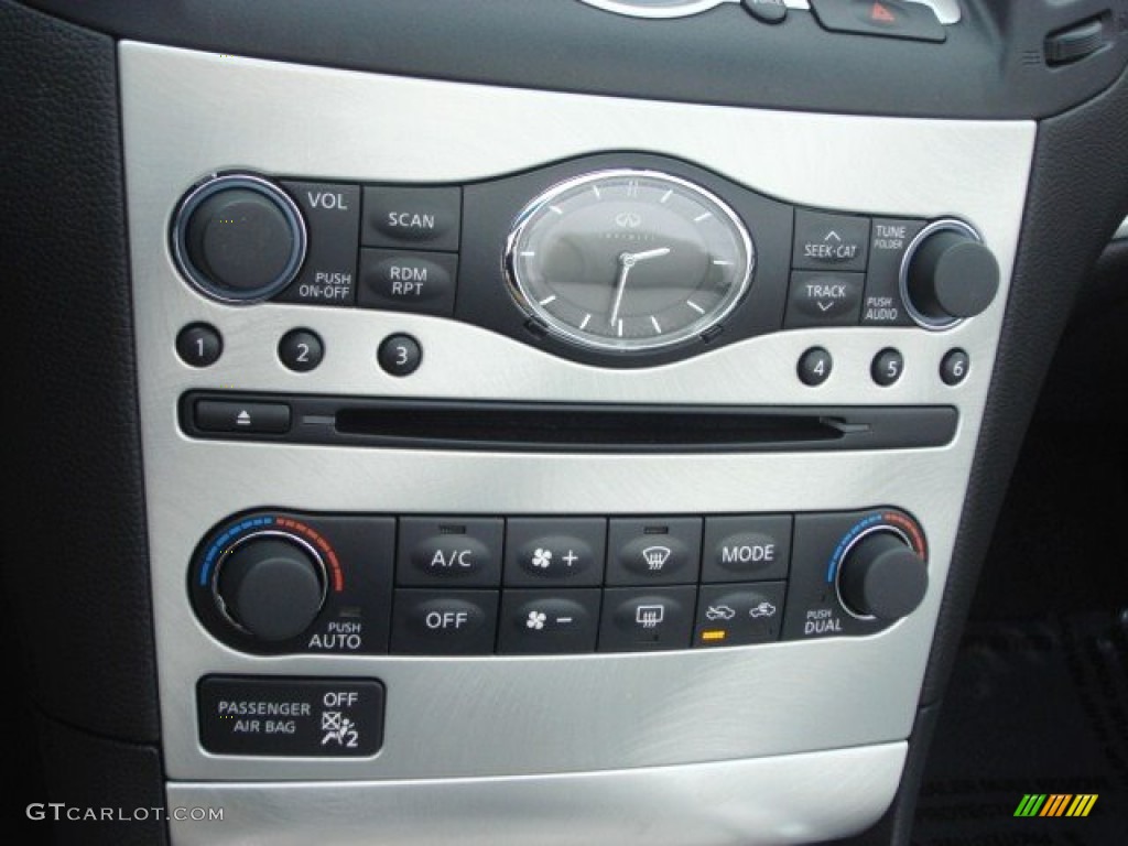 2011 Infiniti G 37 Convertible Controls Photo #73650168