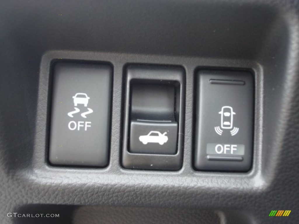 2011 Infiniti G 37 Convertible Controls Photo #73650279