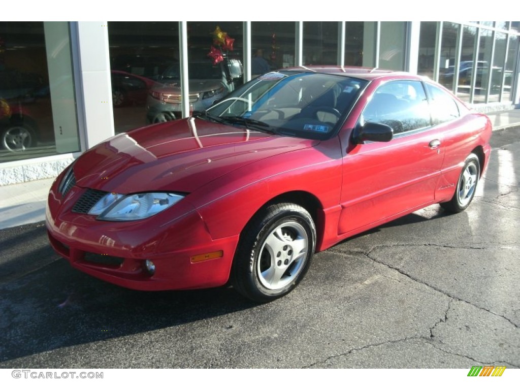 2005 Sunfire Coupe - Victory Red / Graphite photo #1