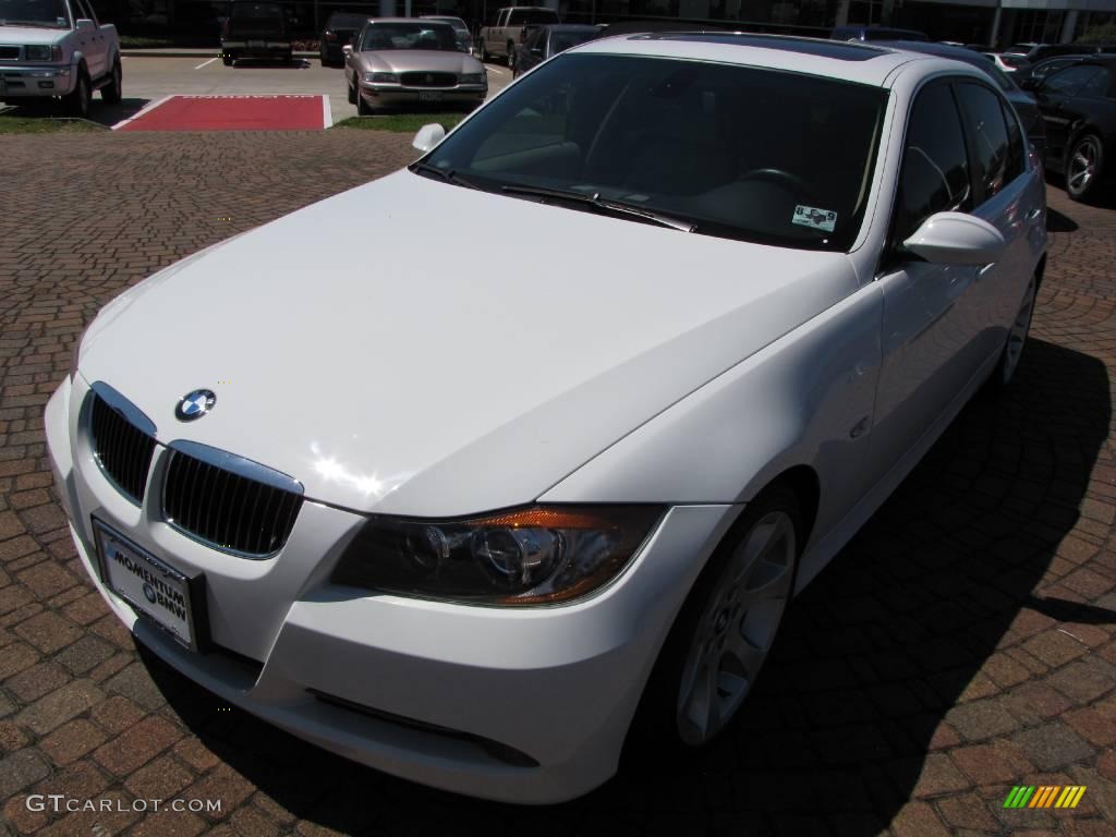 2006 3 Series 330i Sedan - Alpine White / Beige photo #17