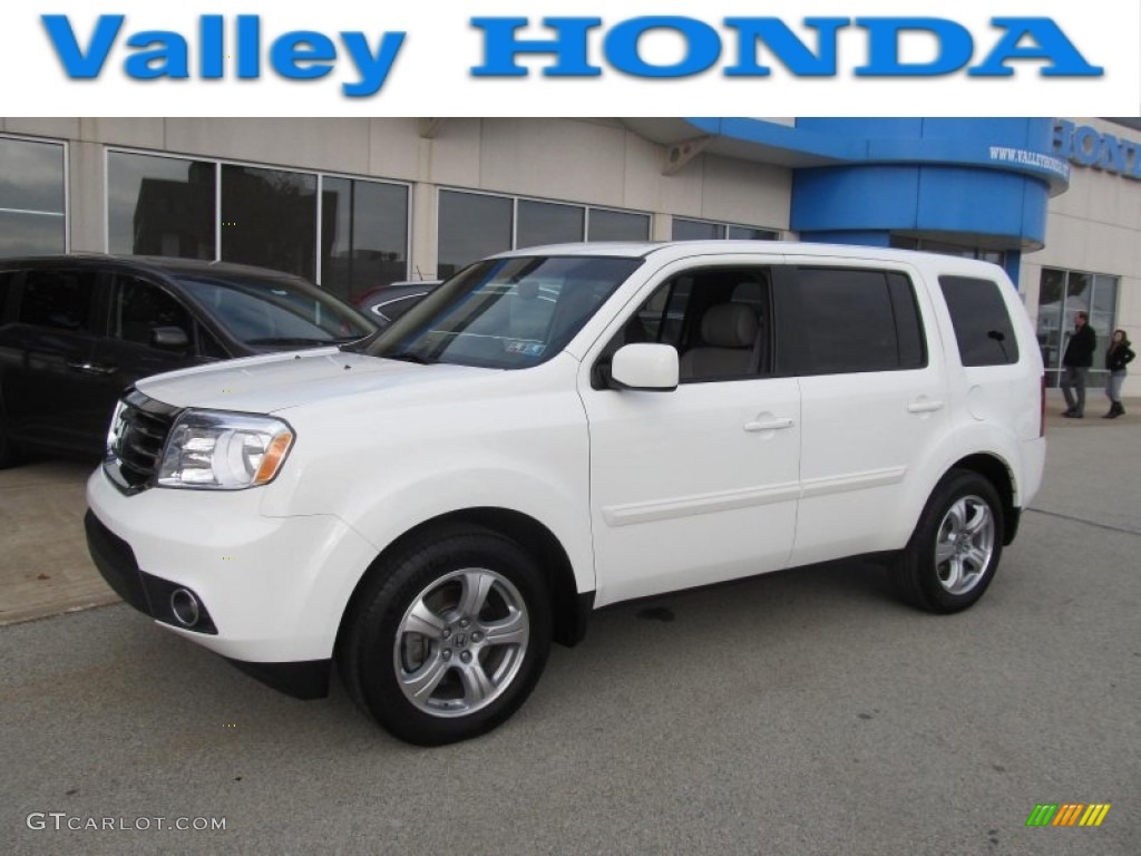 Taffeta White Honda Pilot