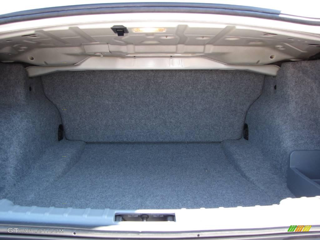 2006 3 Series 330i Sedan - Alpine White / Beige photo #23