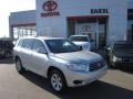 Sandy Beach Metallic - Highlander V6 4WD Photo No. 1