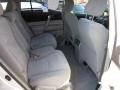 Sandy Beach Metallic - Highlander V6 4WD Photo No. 10