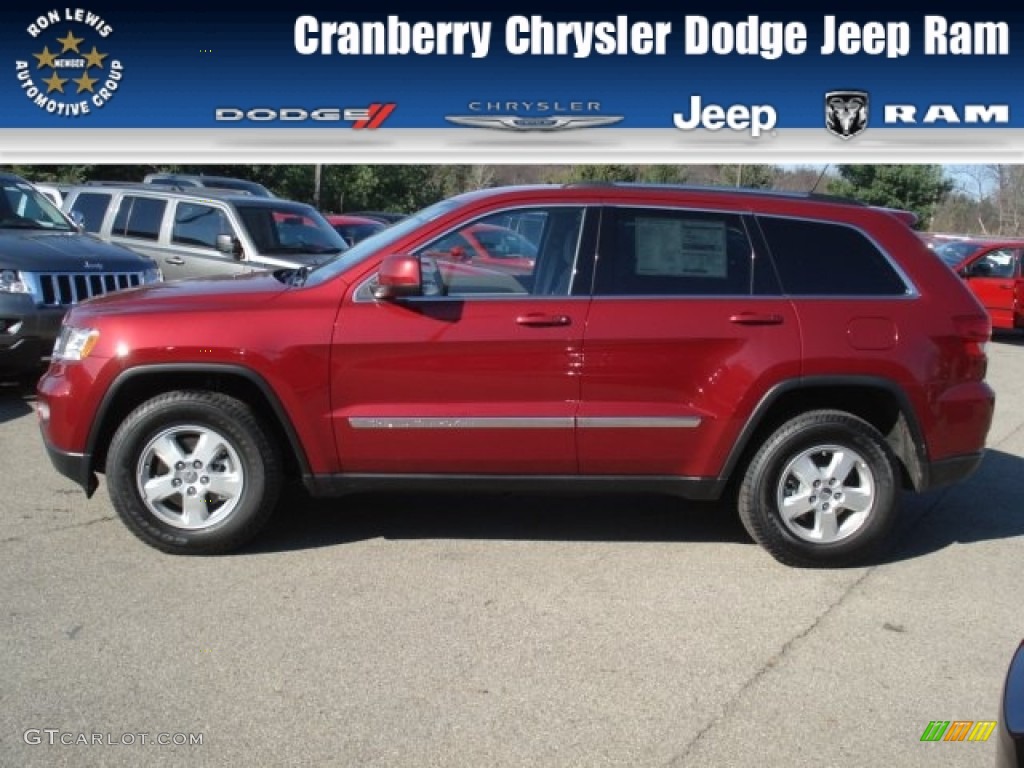 2013 Grand Cherokee Laredo 4x4 - Deep Cherry Red Crystal Pearl / Dark Graystone/Medium Graystone photo #1