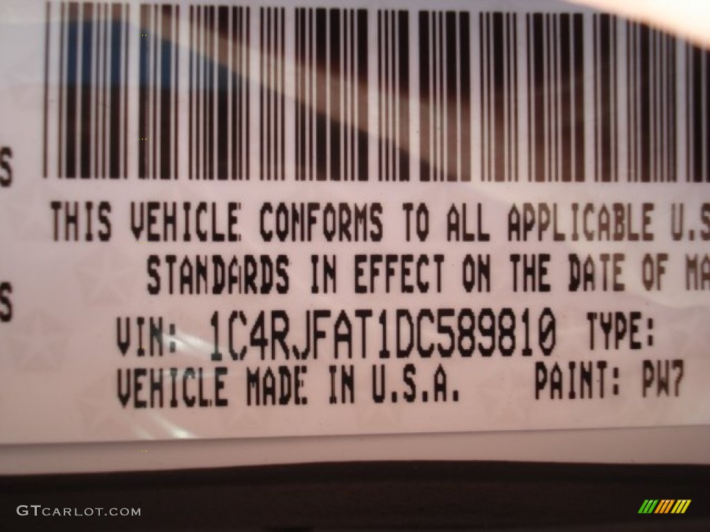 2013 Grand Cherokee Color Code PW7 for Bright White Photo #73654500