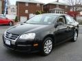 Black - Jetta SE Sedan Photo No. 3