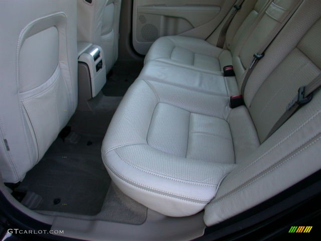 2010 Volvo S80 T6 AWD Rear Seat Photo #73659150