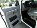 Oxford White - E Series Van E250 Extended Cargo Photo No. 16