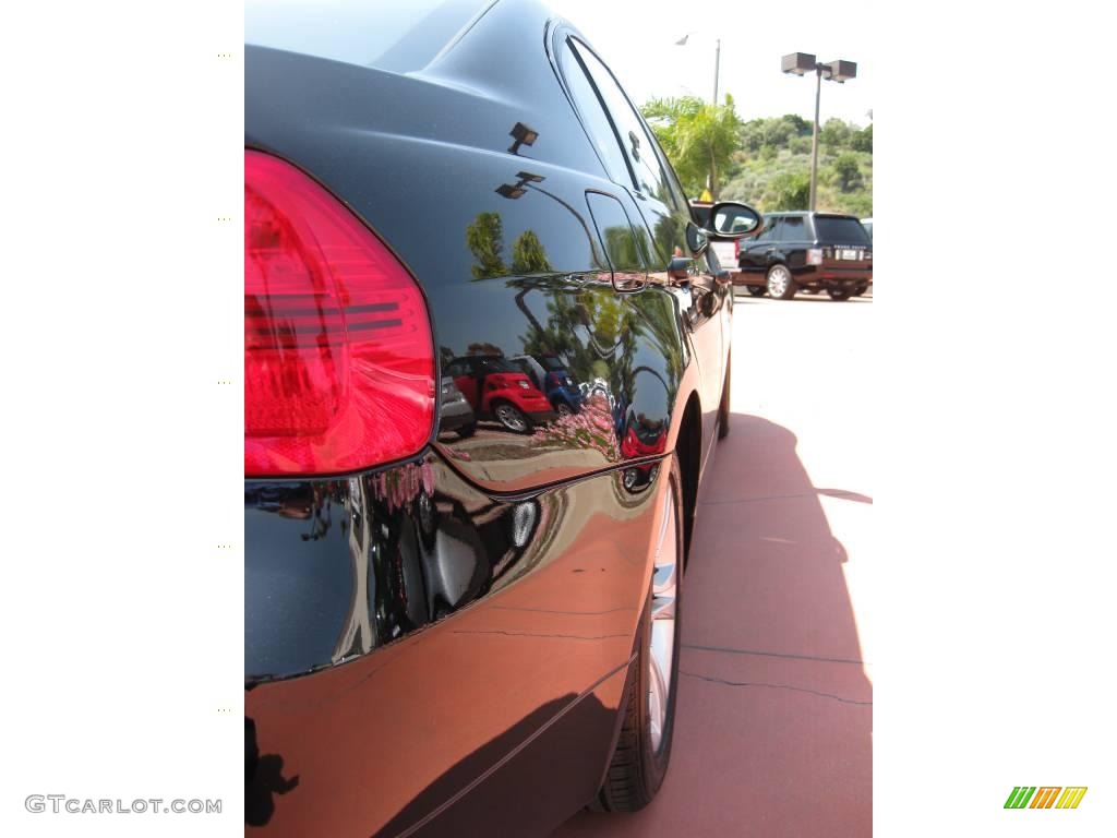 2008 3 Series 328i Sedan - Jet Black / Black photo #13