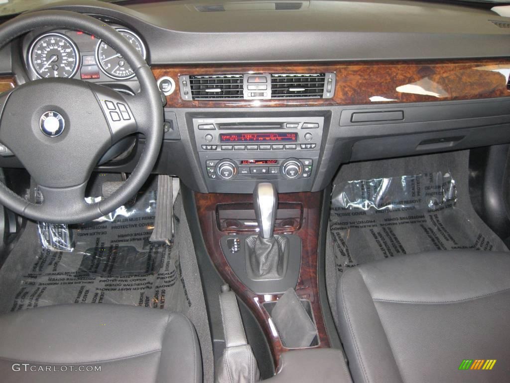 2008 3 Series 328i Sedan - Jet Black / Black photo #21