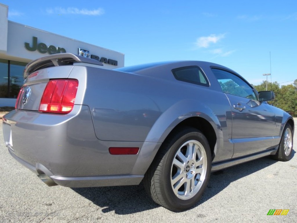 2007 Mustang GT Premium Coupe - Tungsten Grey Metallic / Light Graphite photo #7