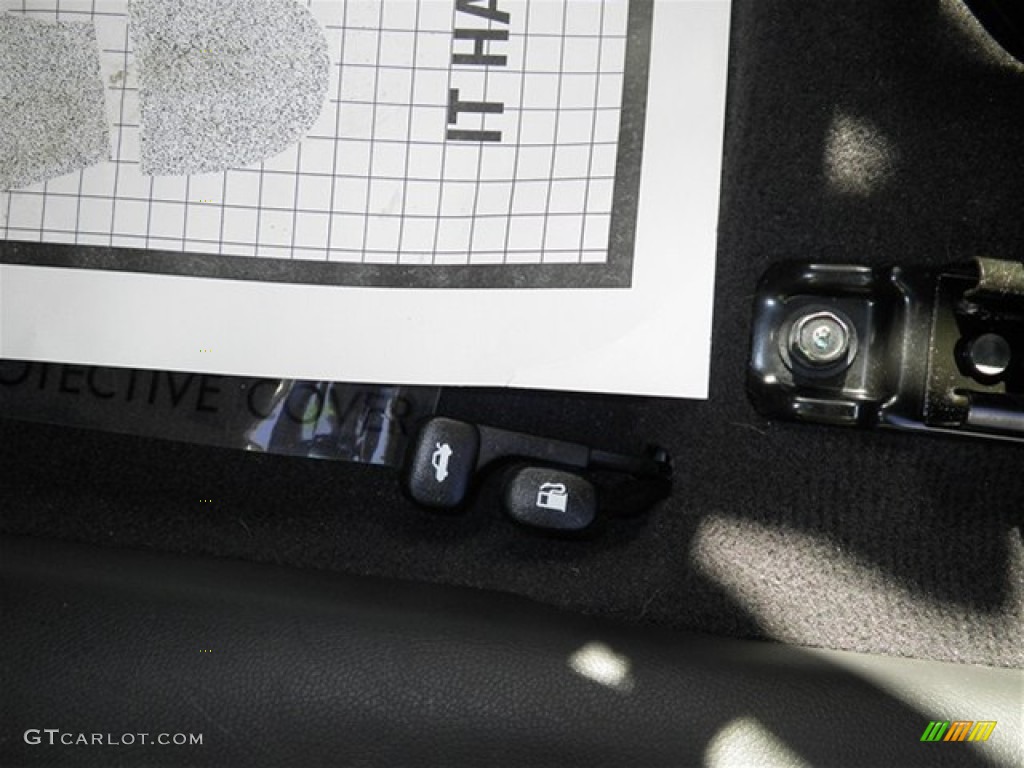2012 Elantra GLS - Polar White / Beige photo #32