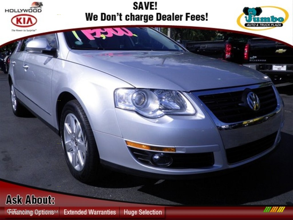 2010 Passat Komfort Sedan - Reflex Silver Metallic / Classic Gray photo #1