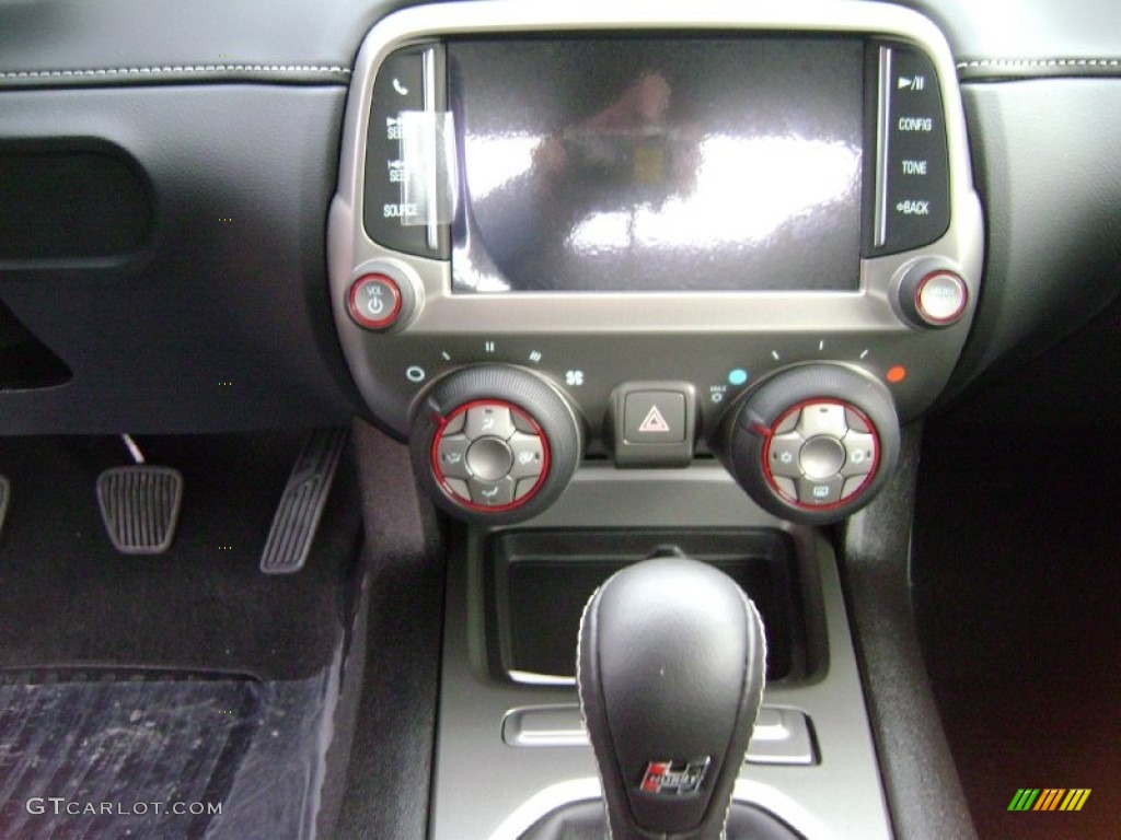 2013 Chevrolet Camaro SS/RS Coupe Controls Photo #73670645