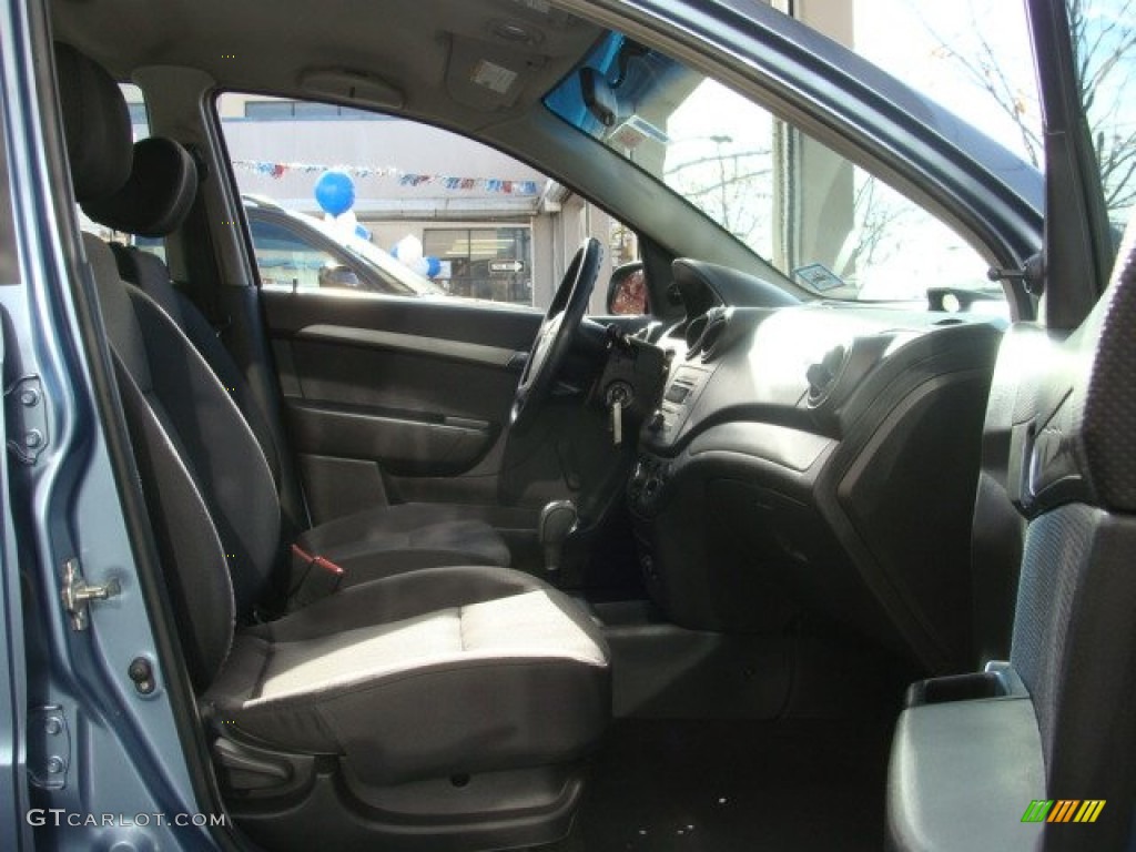 2007 Aveo LS Sedan - Icelandic Blue / Black/Gray photo #8