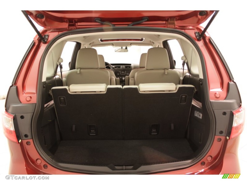 2012 Mazda MAZDA5 Grand Touring Trunk Photos