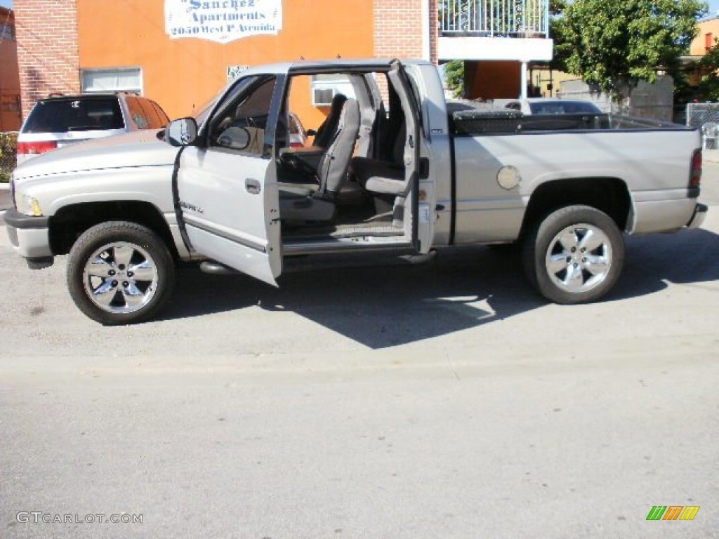 2001 Ram 1500 SLT Club Cab 4x4 - Bright Silver Metallic / Mist Gray photo #6