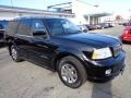 Black - Navigator Luxury 4x4 Photo No. 6