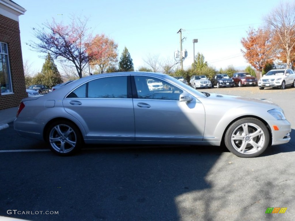 2013 S 550 4Matic Sedan - Iridium Silver Metallic / Black photo #8