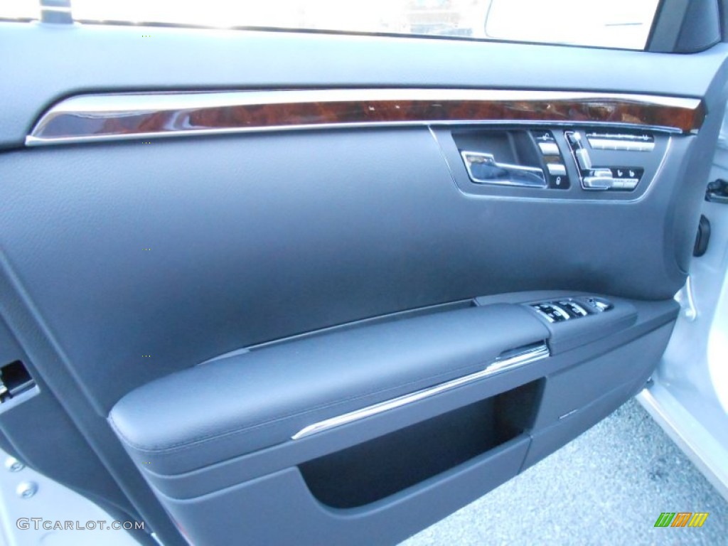 2013 Mercedes-Benz S 550 4Matic Sedan Black Door Panel Photo #73684972