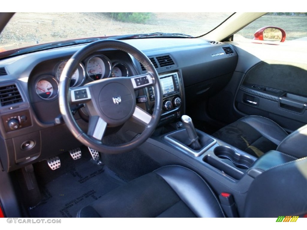Dark Slate Gray Interior 2010 Dodge Challenger SRT8 Photo #73685943