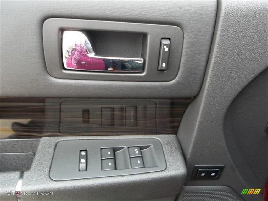 2013 Ford Flex SEL Controls Photo #73686642