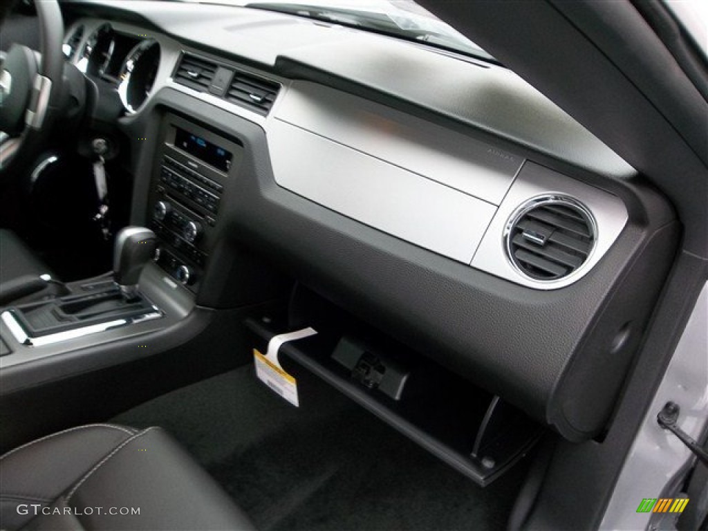 2013 Mustang GT Premium Coupe - Ingot Silver Metallic / Charcoal Black photo #25