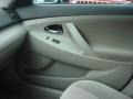 Super White - Camry LE Photo No. 19