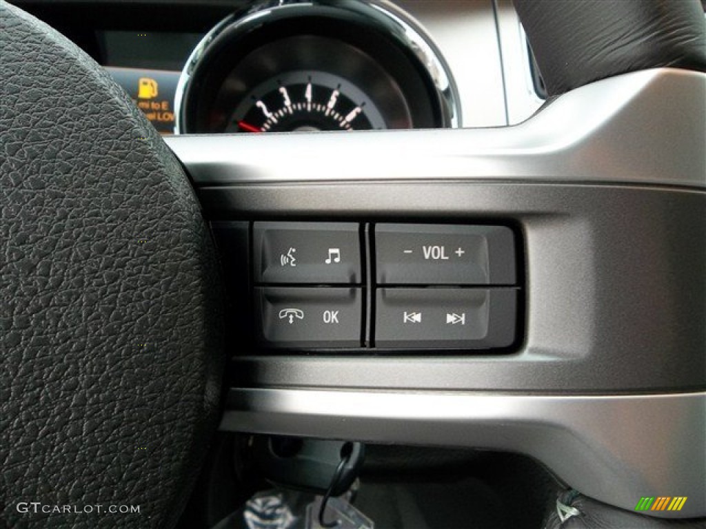 2013 Mustang GT Premium Coupe - Ingot Silver Metallic / Charcoal Black photo #37
