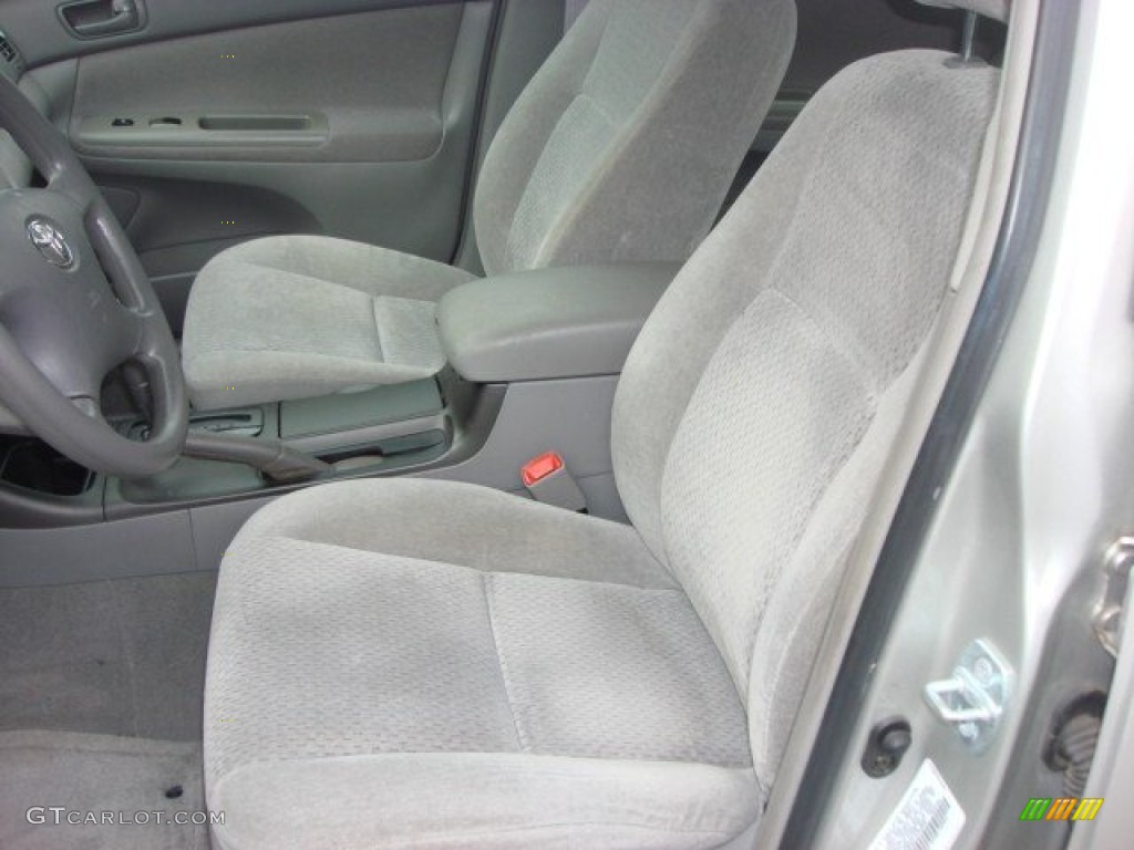 2004 Camry LE - Lunar Mist Metallic / Stone photo #7