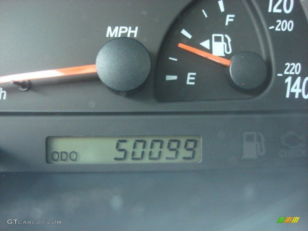 2004 Camry LE - Lunar Mist Metallic / Stone photo #14