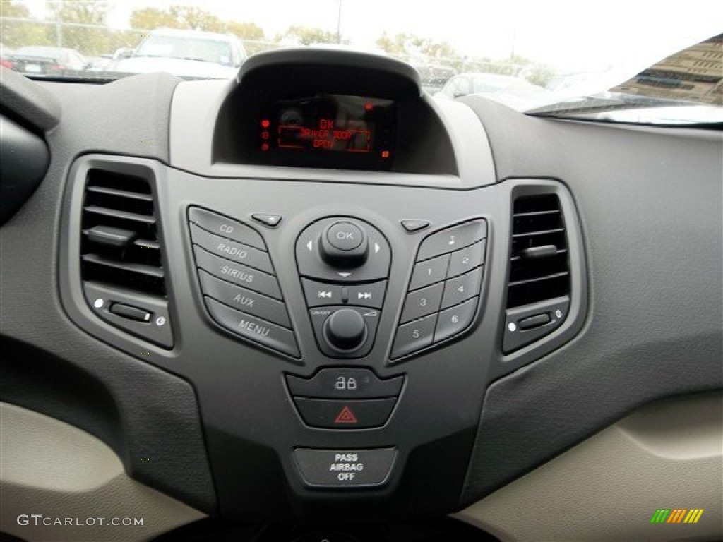 2013 Fiesta S Sedan - Tuxedo Black / Charcoal Black/Light Stone photo #30