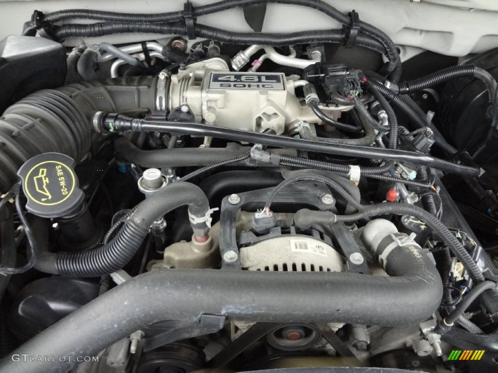 2005 Mercury Mountaineer V8 Engine Photos