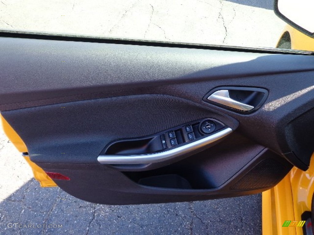 2013 Ford Focus ST Hatchback ST Charcoal Black Door Panel Photo #73689691