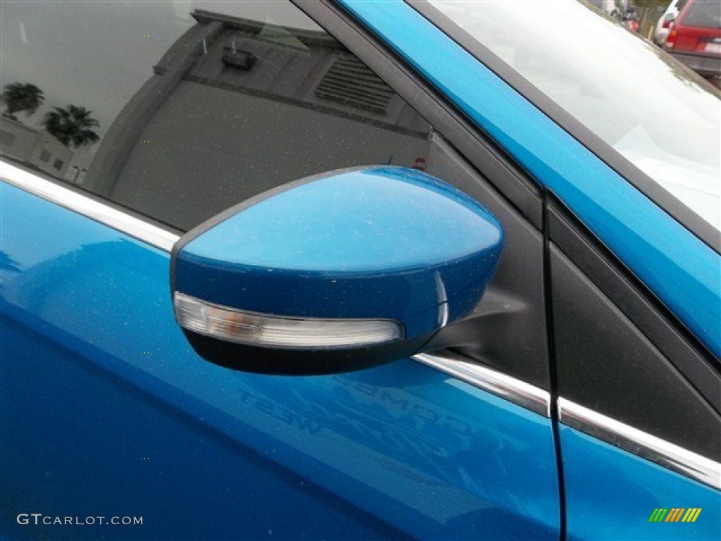 2013 Focus Titanium Sedan - Blue Candy / Charcoal Black photo #12