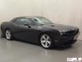 Brilliant Black Crystal Pearl - Challenger SRT8 Photo No. 3