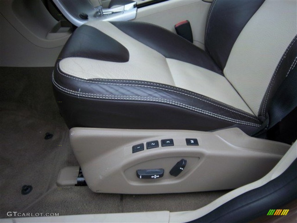 Sandstone/Espresso Interior 2010 Volvo XC60 3.2 AWD Photo #73692960