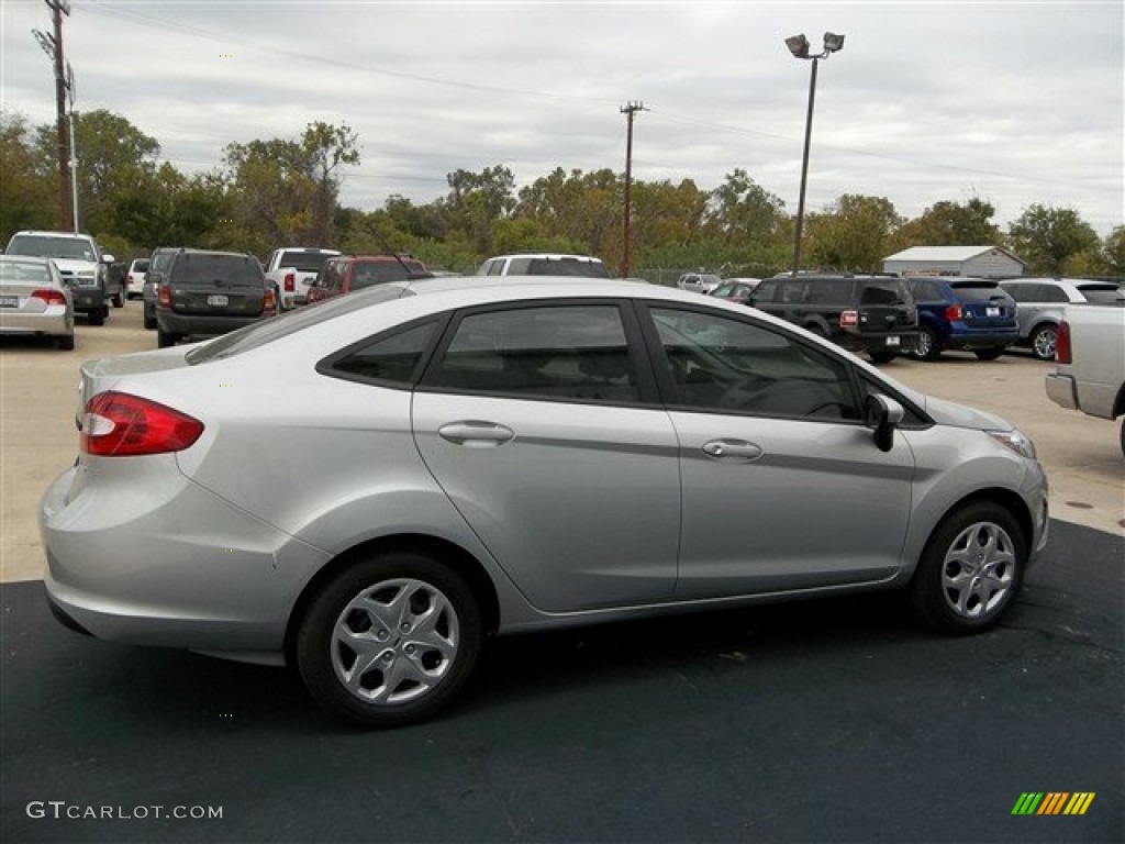 2013 Fiesta S Sedan - Ingot Silver / Charcoal Black/Light Stone photo #10