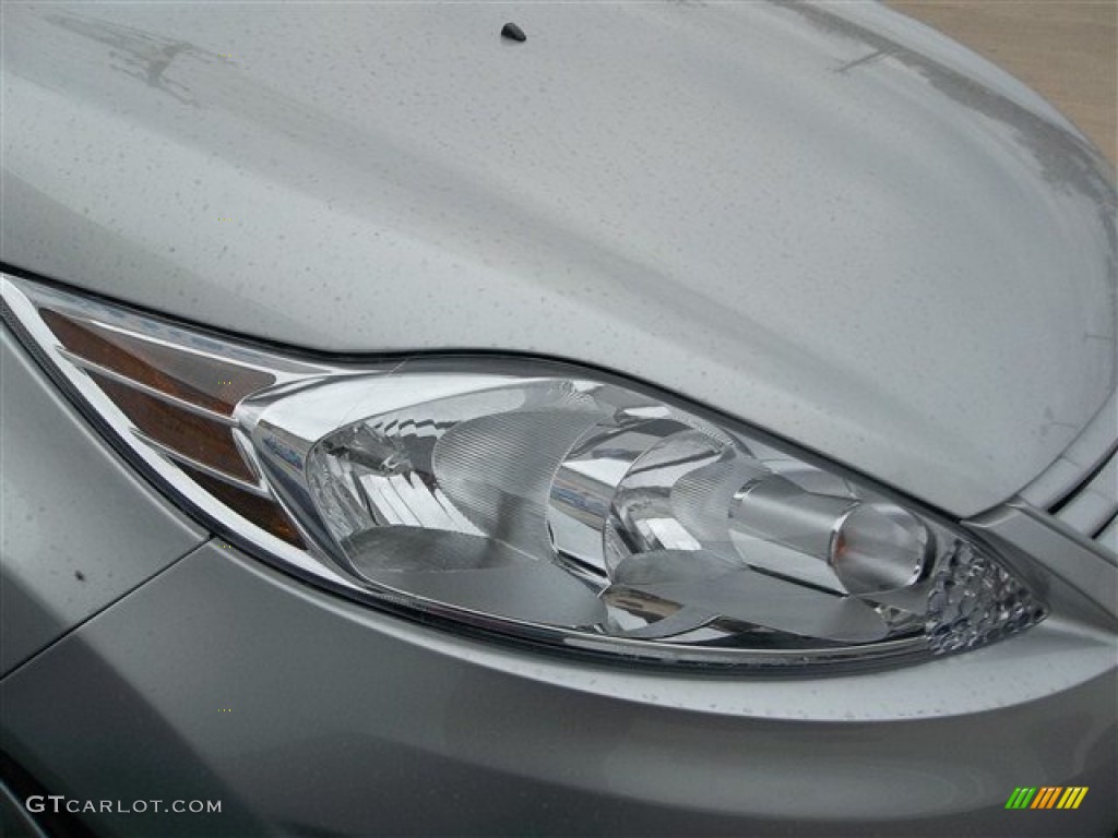 2013 Fiesta S Sedan - Ingot Silver / Charcoal Black/Light Stone photo #13