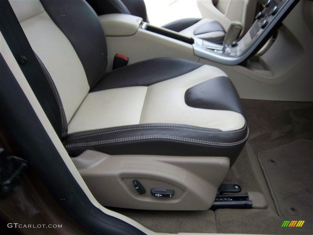 2010 Volvo XC60 3.2 AWD Front Seat Photo #73693071