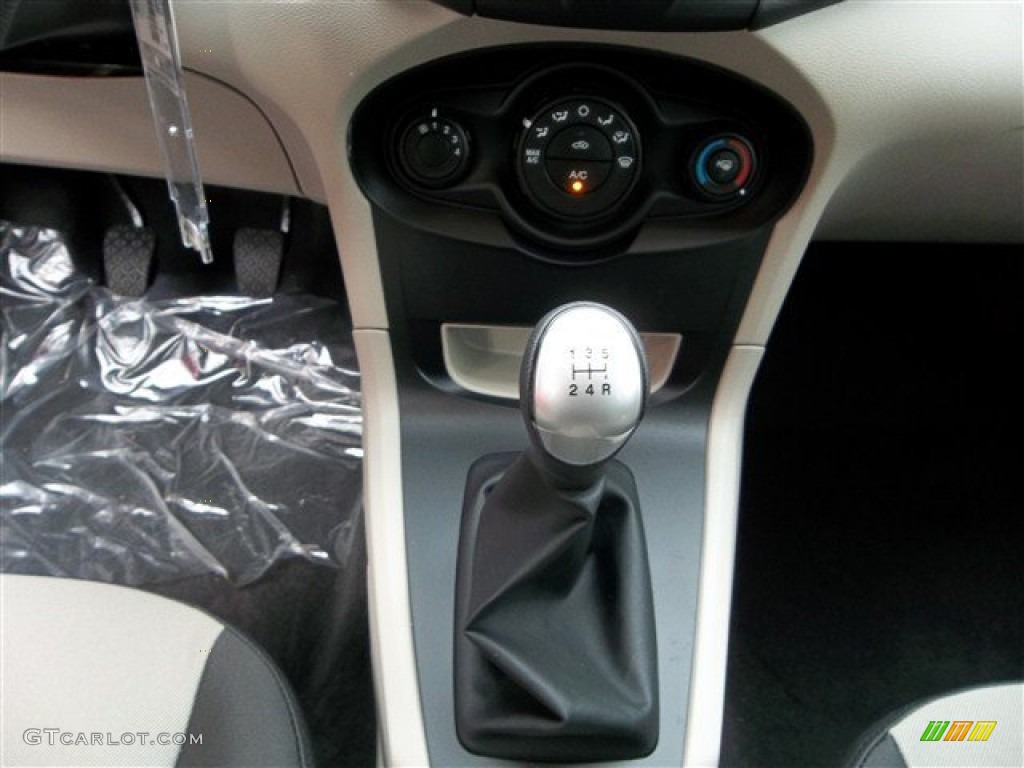 2013 Fiesta S Sedan - Ingot Silver / Charcoal Black/Light Stone photo #31