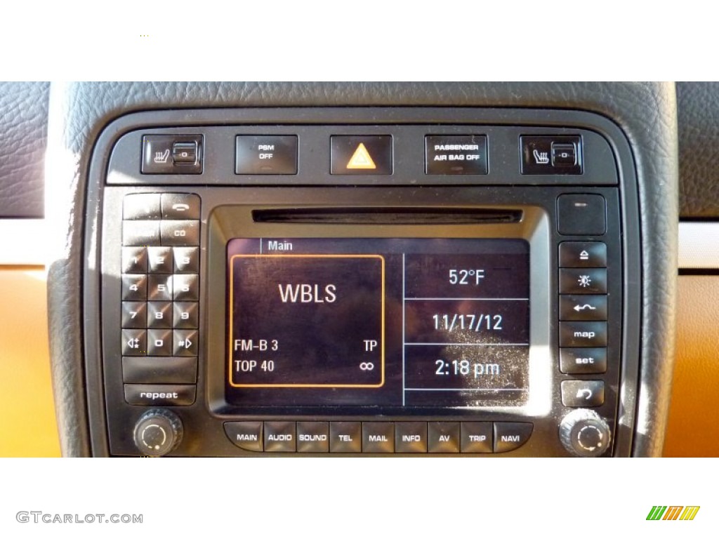 2006 Porsche Cayenne S Titanium Controls Photo #73693605